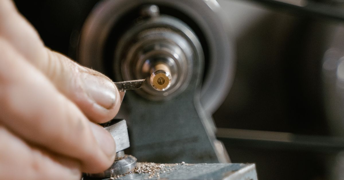locksmith tools keys — Jackson County Locksmith